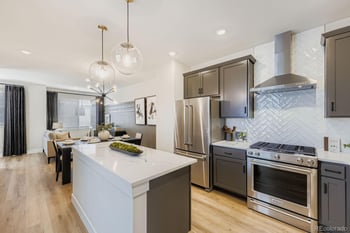 15264 W 68th Pl, Arvada, CO 80007