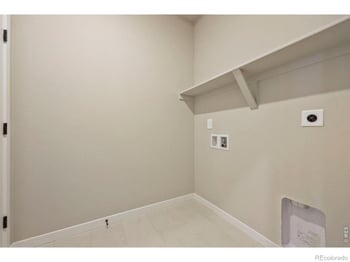 2833 Bear Springs Cir, Longmont, CO 80503