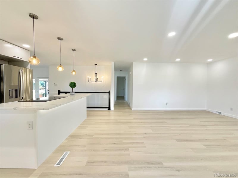 1455 S Hoyt St, Lakewood, CO 80232