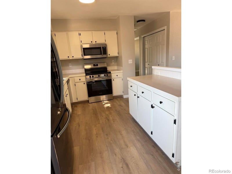 4221 Lake Mead Dr, Greeley, CO 80634