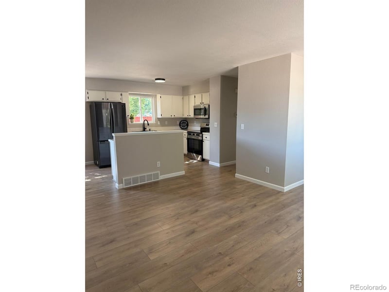 4221 Lake Mead Dr, Greeley, CO 80634