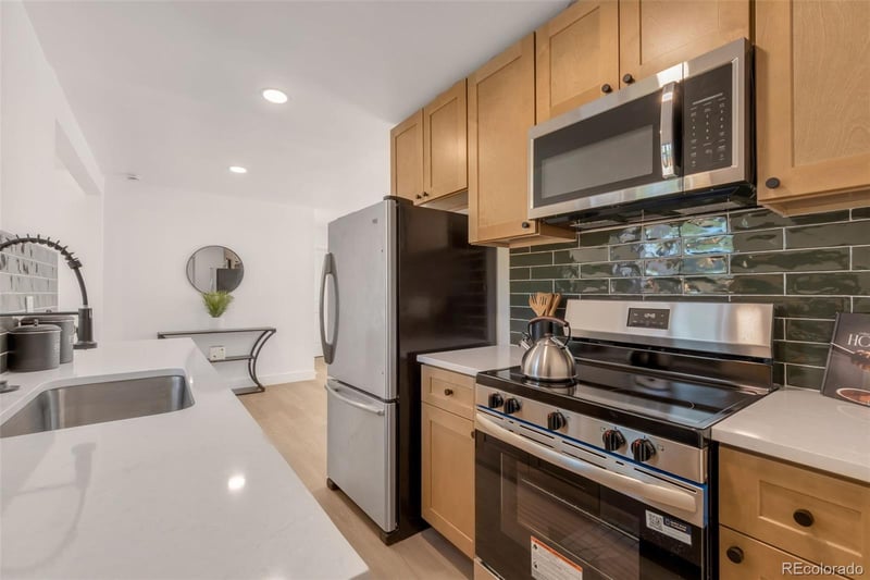 1780 Nome St, Aurora, CO 80010