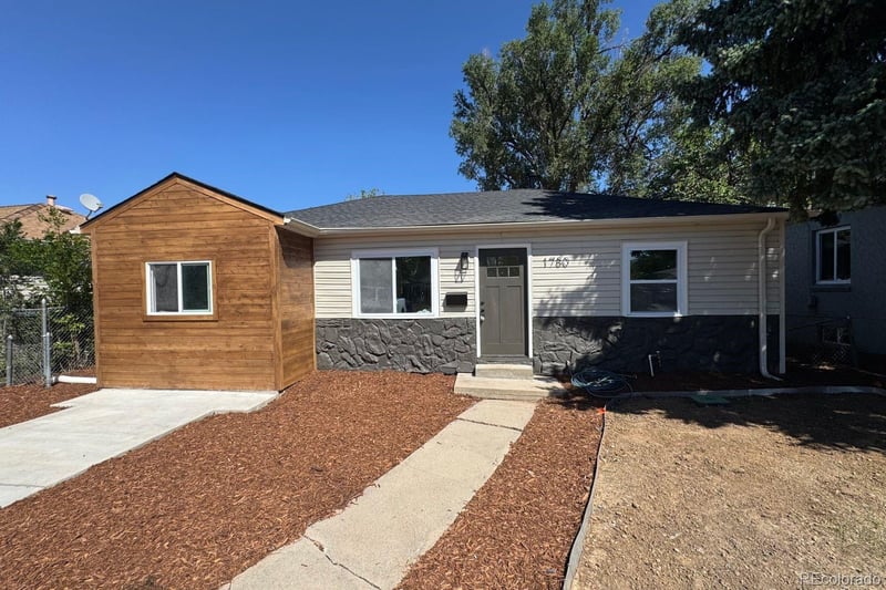 1780 Nome St, Aurora, CO 80010