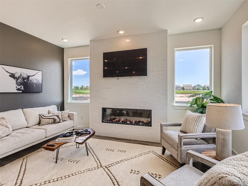 1203 S Algonquian St, Aurora, CO 80018