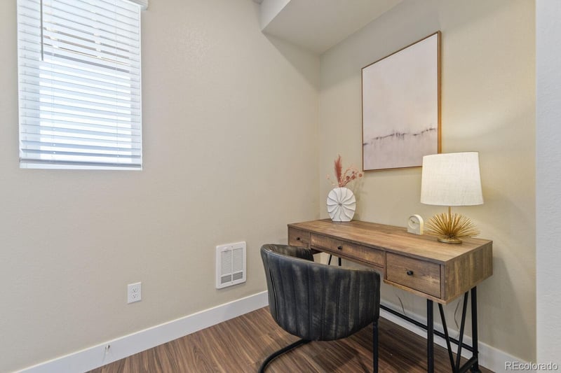 15577 W Washburn Dr, Lakewood, CO 80228