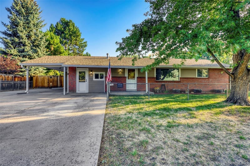 9275 W 8th Ave, Lakewood, CO 80215