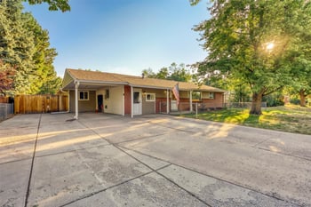 9275 W 8th Ave, Lakewood, CO 80215
