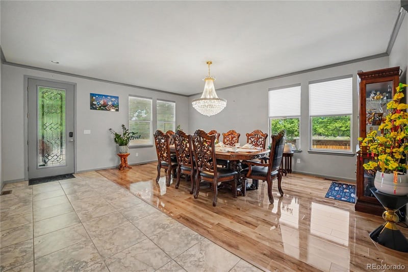 9204 W Radcliffe Pl, Littleton, CO 80123