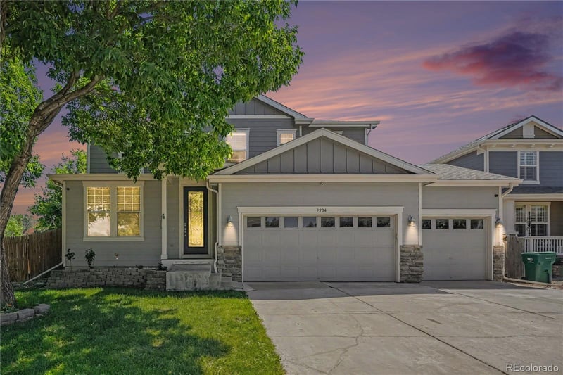 9204 W Radcliffe Pl, Littleton, CO 80123