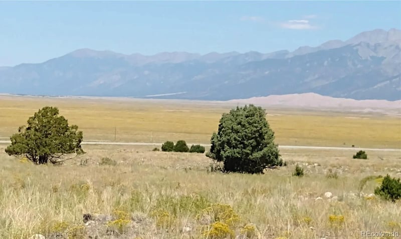 512 Windmill Rd, Mosca, CO 81146