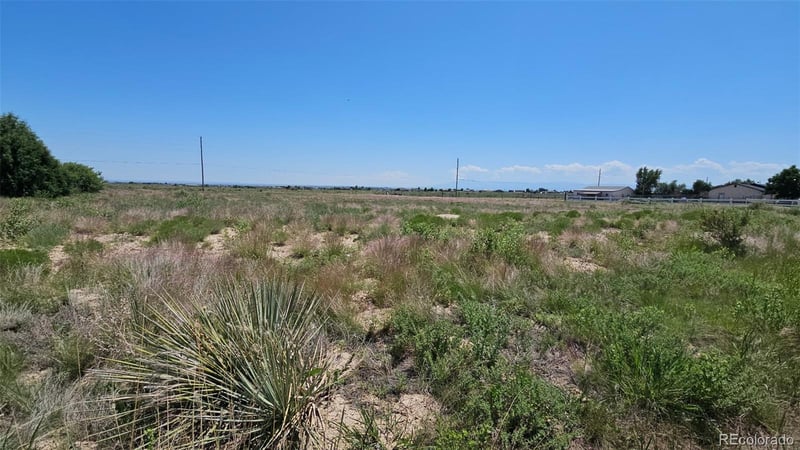 480 E Gentry Dr, Pueblo, CO 81007