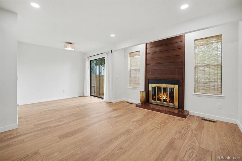 8711 Carr Loop, Arvada, CO 80005