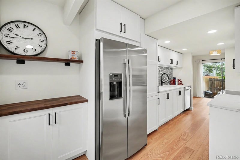 8711 Carr Loop, Arvada, CO 80005