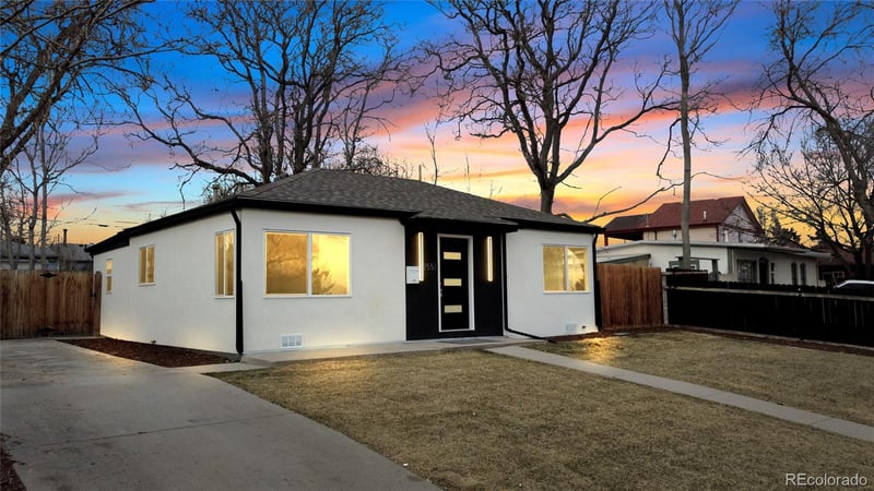 1551 W Hoye Pl, Denver, CO 80223