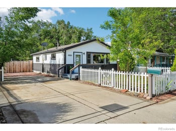 127 E Saint Clair Ave, Longmont, CO 80504
