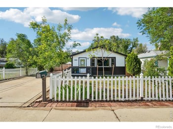 127 E Saint Clair Ave, Longmont, CO 80504