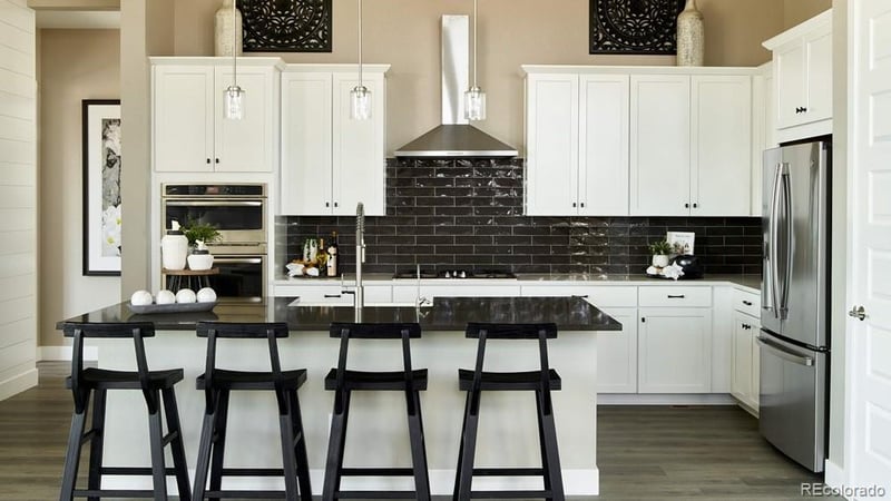 6229 Juniper Dr, Thornton, CO 80602