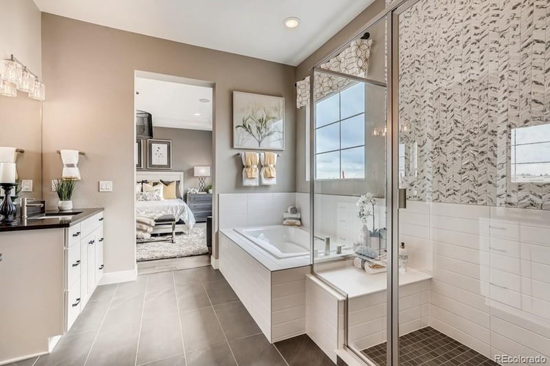 6229 Juniper Dr, Thornton, CO 80602