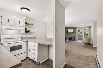 1390 Everett Ct #111, Lakewood, CO 80215