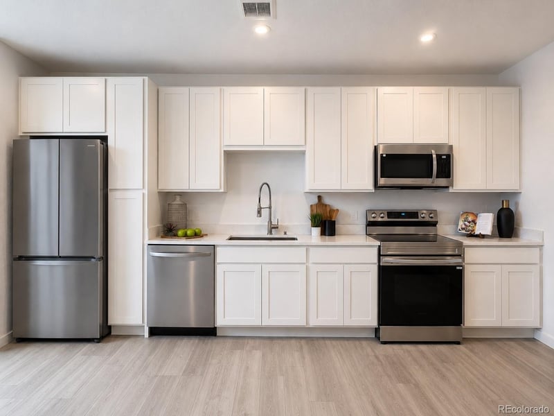 1634 N Sheridan Blvd #105, Denver, CO 80204