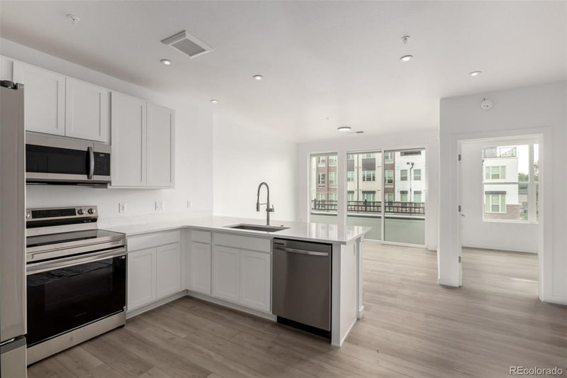 1634 N Sheridan Blvd #102, Denver, CO 80204