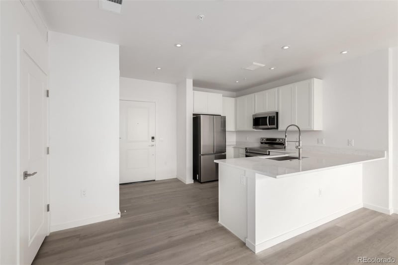 1634 N Sheridan Blvd #102, Denver, CO 80204