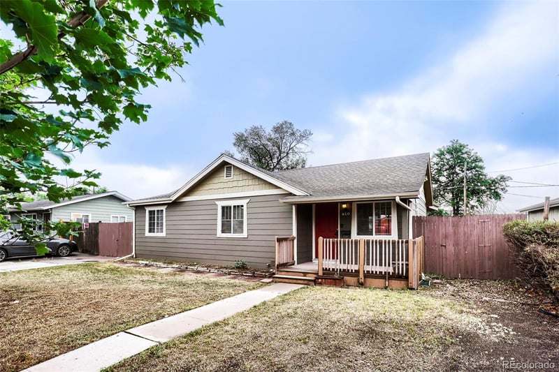 810 Oswego St, Aurora, CO 80010