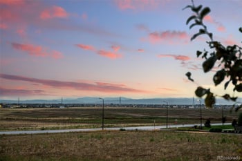 639 N Waterloo Ct, Aurora, CO 80018