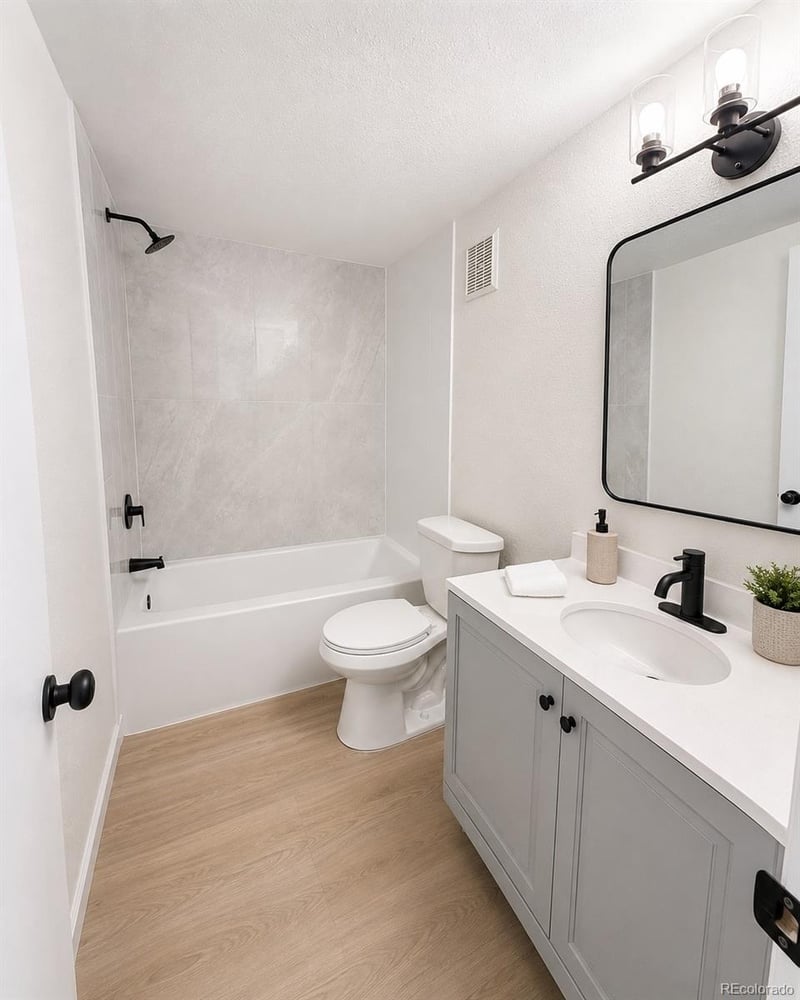 6495 E Happy Canyon Rd #156, Denver, CO 80237