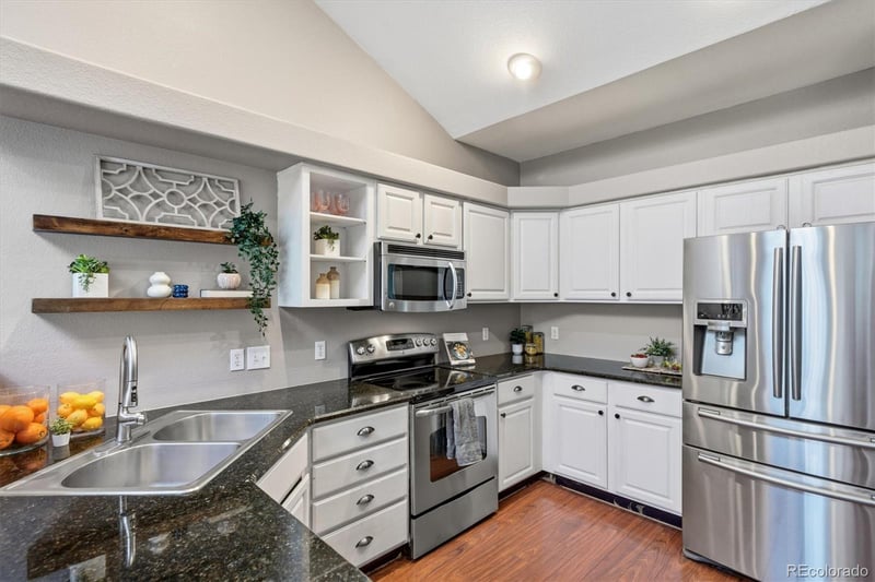 8469 S Upham Way, Littleton, CO 80128