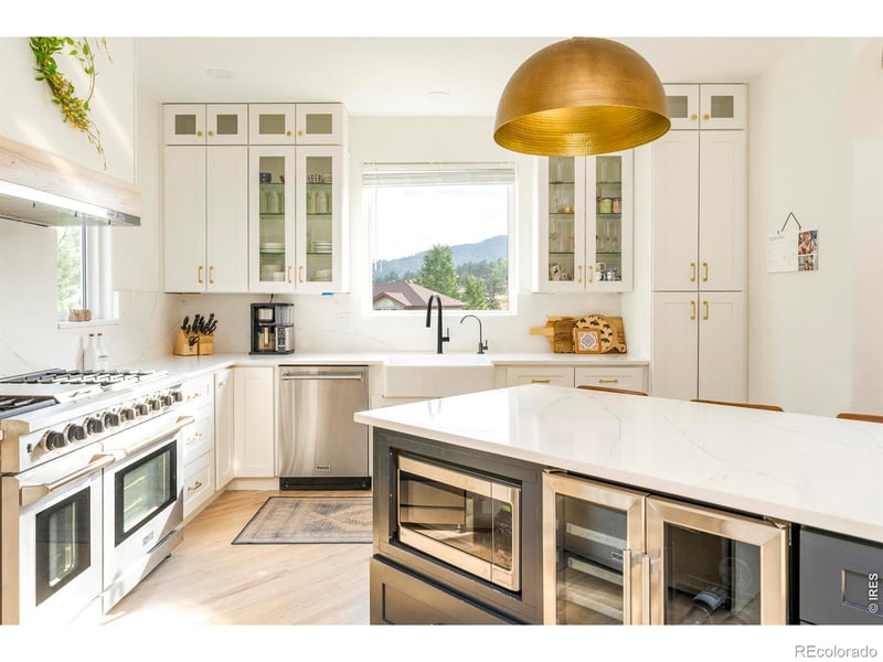 450 Vasquez Ct, Lyons, CO 80540