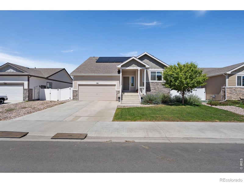 956 Maplebrook Dr, Windsor, CO 80550