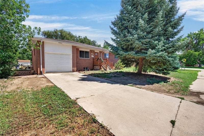 1830 Jewel Dr, Longmont, CO 80501