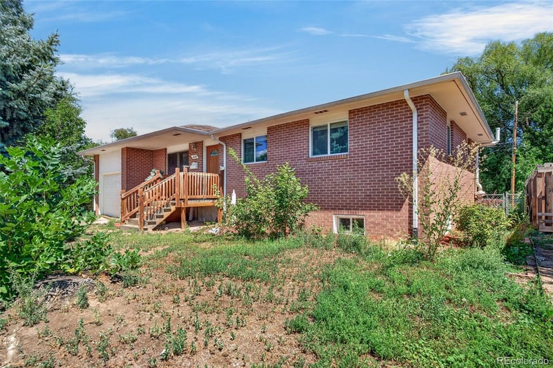 1830 Jewel Dr, Longmont, CO 80501