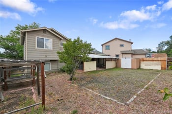 2045 Grosbear Ln, Colorado Springs, CO 80916