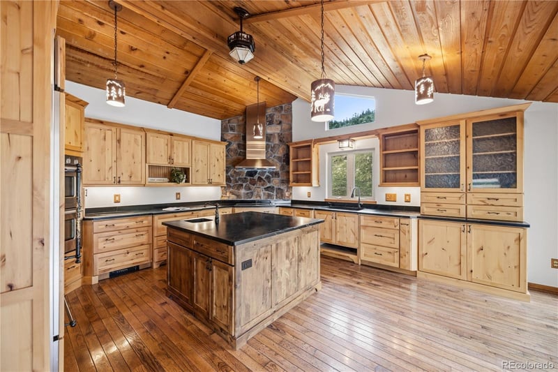 6282 Starlight Dr, Morrison, CO 80465