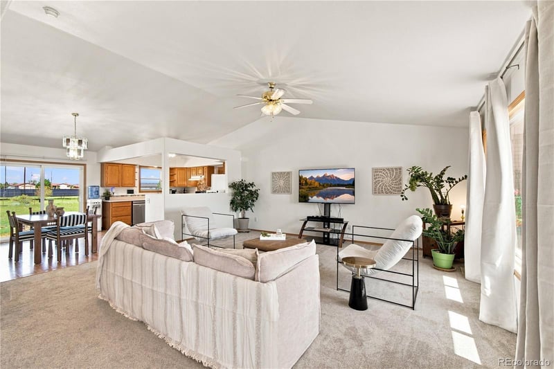 1177 Kirkwood Dr, Pueblo West, CO 81007