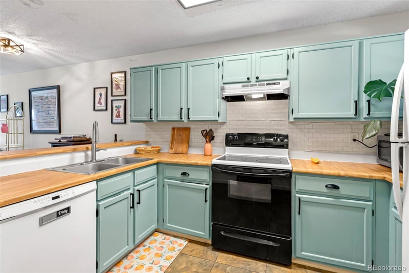 7476 E Arkansas Ave #2-05, Denver, CO 80231