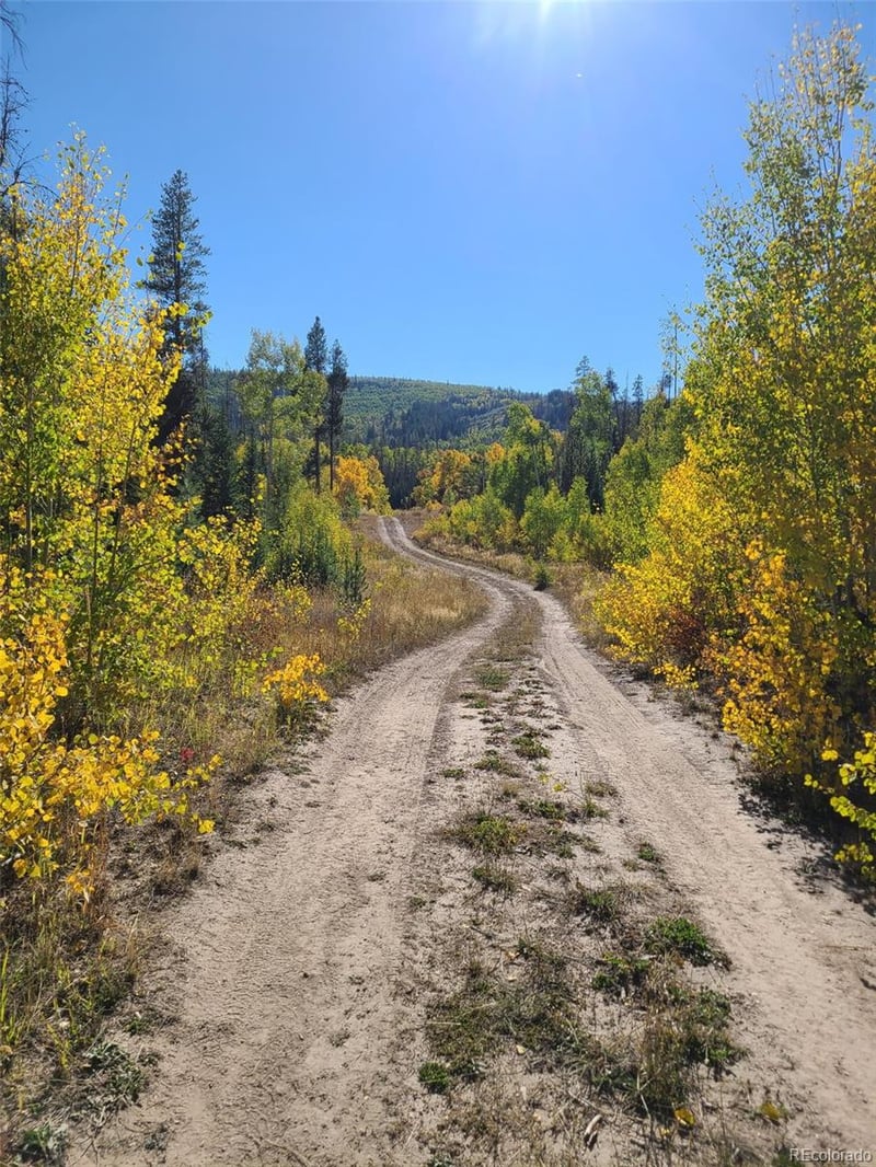 33130 Ramuda Trl, Oak Creek, CO 80467