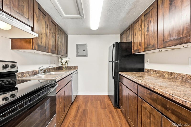 3337 S Monaco Street Pw #A, Denver, CO 80222
