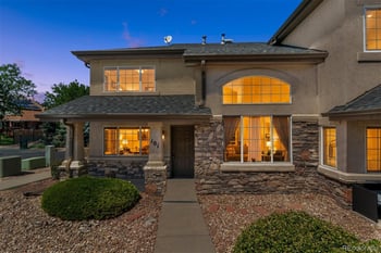 1445 S Chambers Rd #101, Aurora, CO 80017