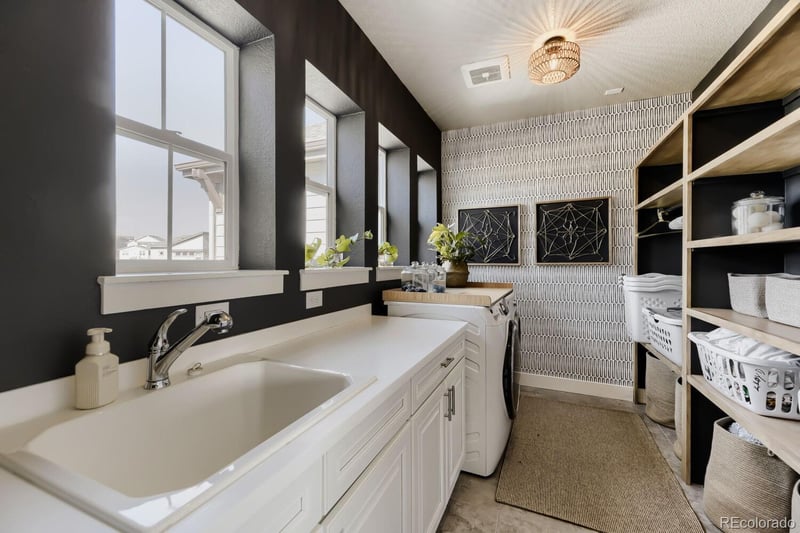 8054 S Kellerman Ct, Aurora, CO 80016