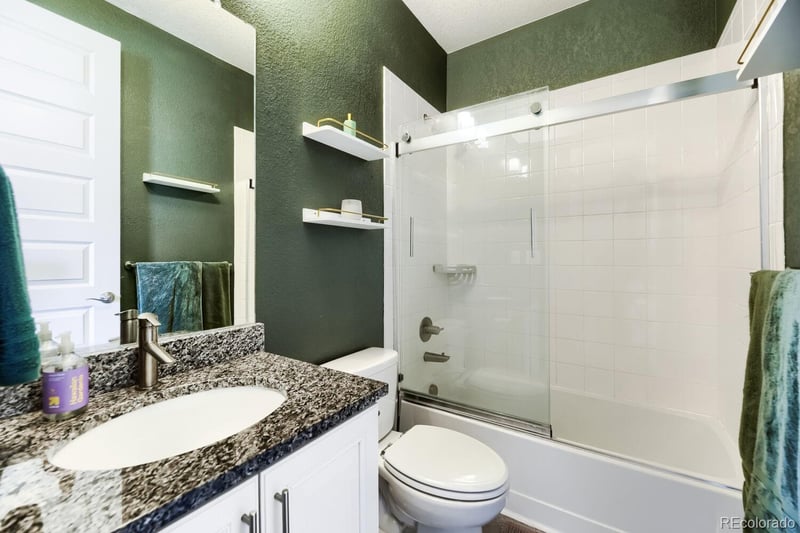 8054 S Kellerman Ct, Aurora, CO 80016