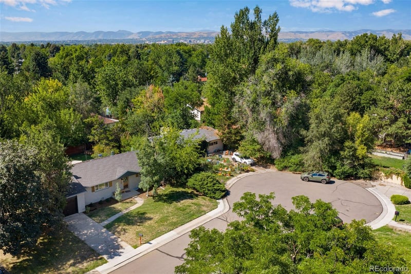 8070 W 25th Pl, Denver, CO 80214
