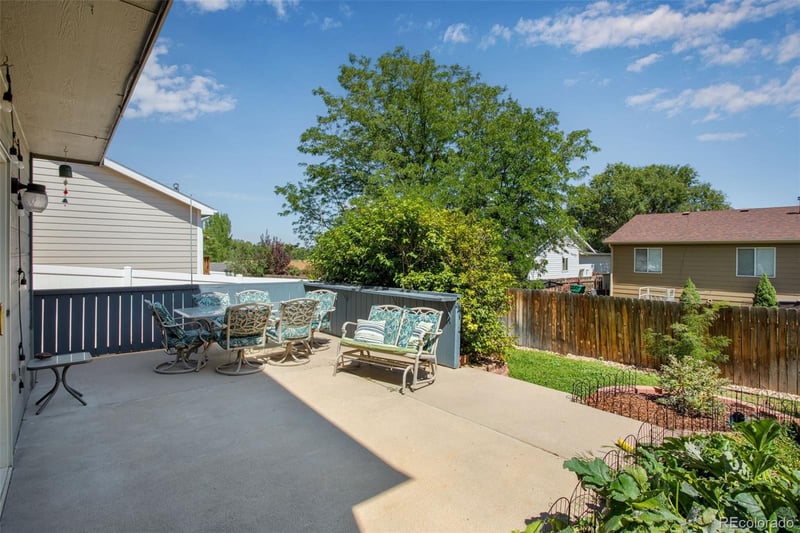 132 N 50th Avenue Pl, Greeley, CO 80634