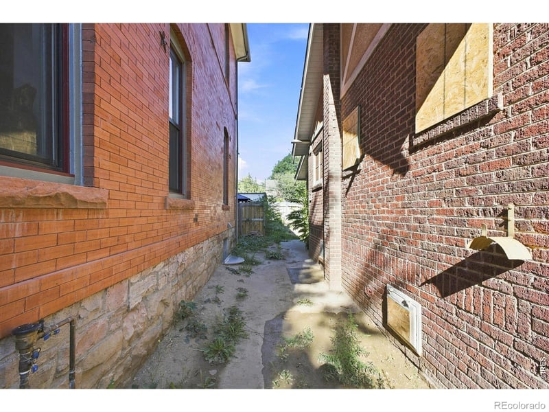 1445 Saint Paul St, Denver, CO 80206