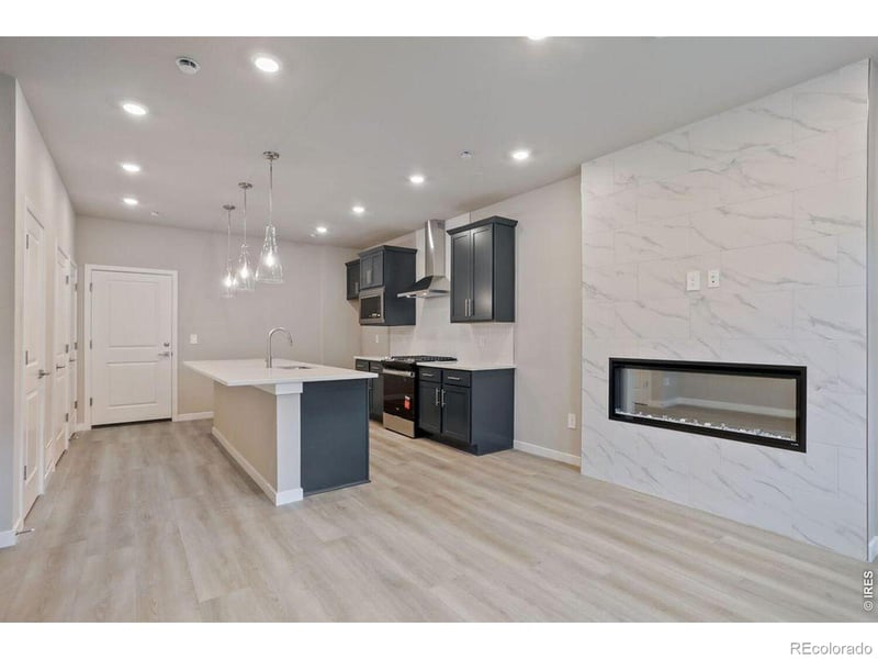 2839 Bear Springs Cir, Longmont, CO 80503