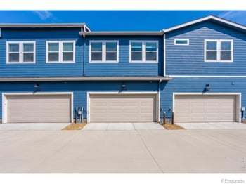2839 Bear Springs Cir, Longmont, CO 80503