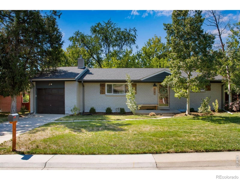 8070 W 25th Pl, Lakewood, CO 80214