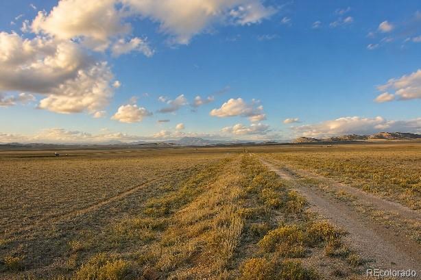 6065 Moffat Rd, Hartsel, CO 80449